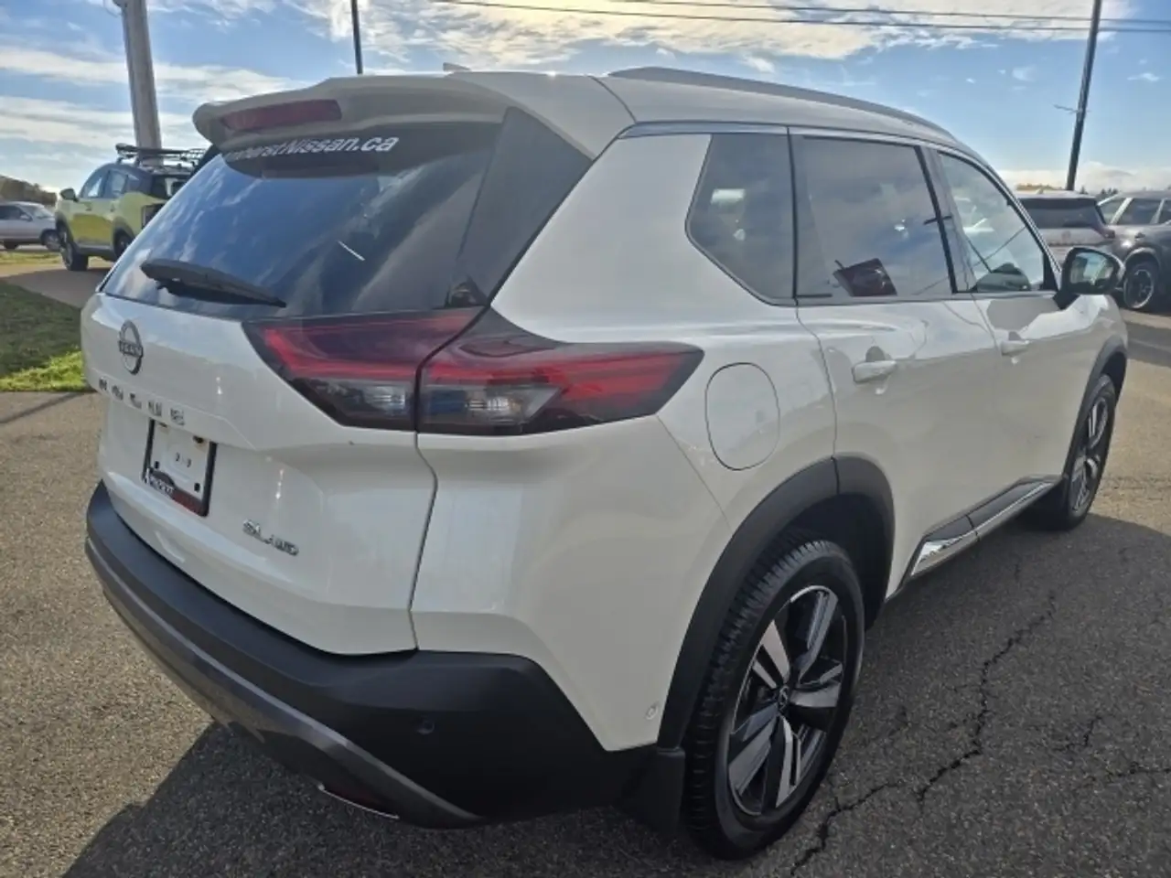 Nissan Rogue снимка Nissan Rogue