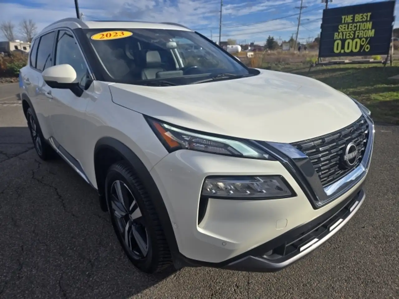 Nissan Rogue снимка Nissan Rogue