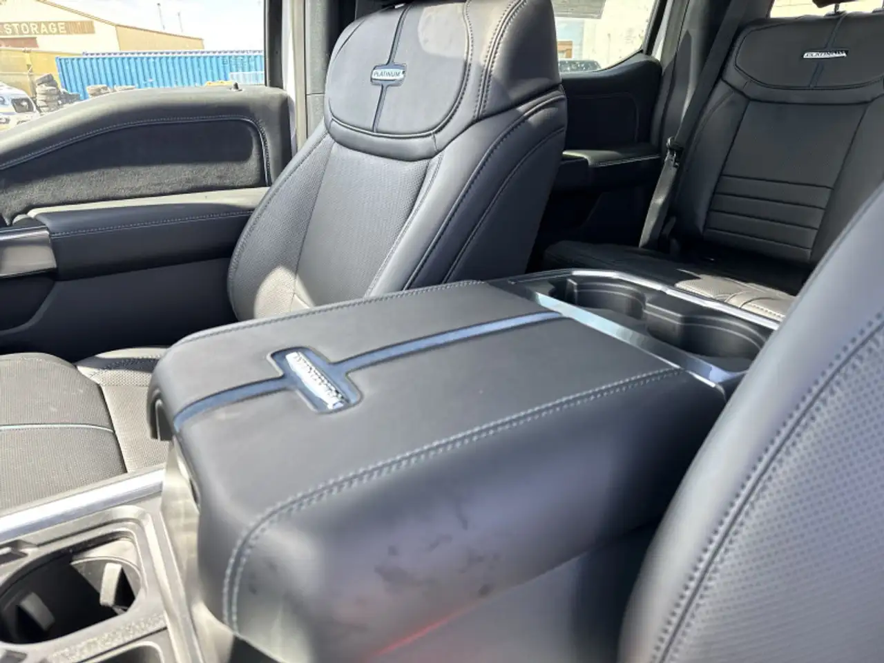 Ford F 350 снимка Ford F 350