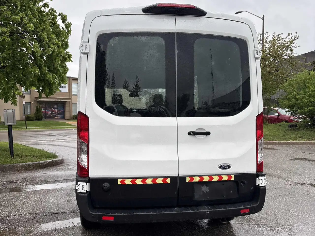 Ford Transit Cargo Van снимка Ford Transit Cargo Van