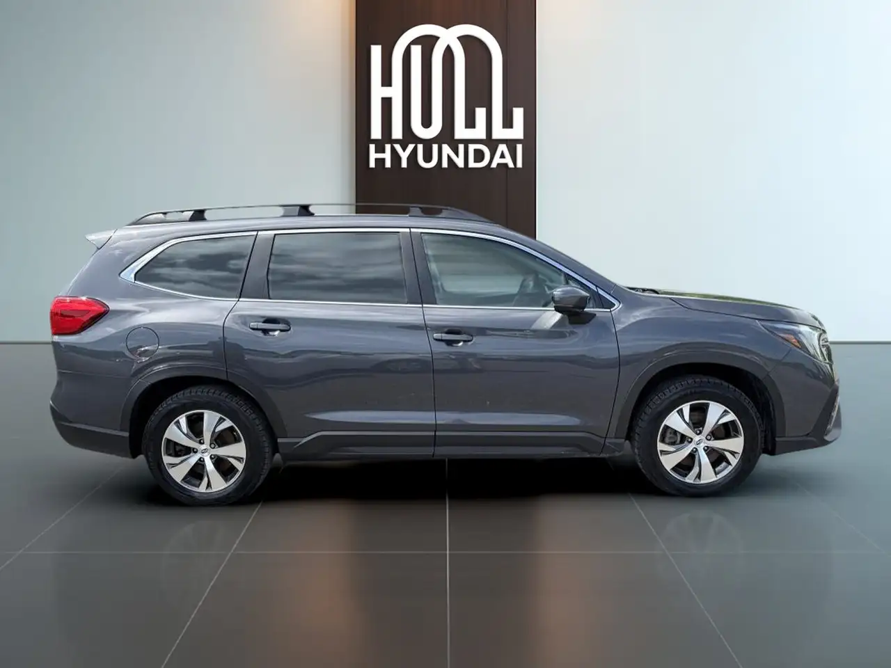 Subaru Ascent photo Subaru Ascent