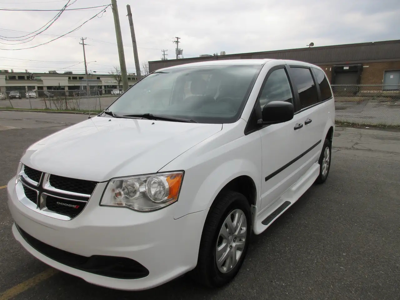 Dodge Grand Caravan снимка Dodge Grand Caravan