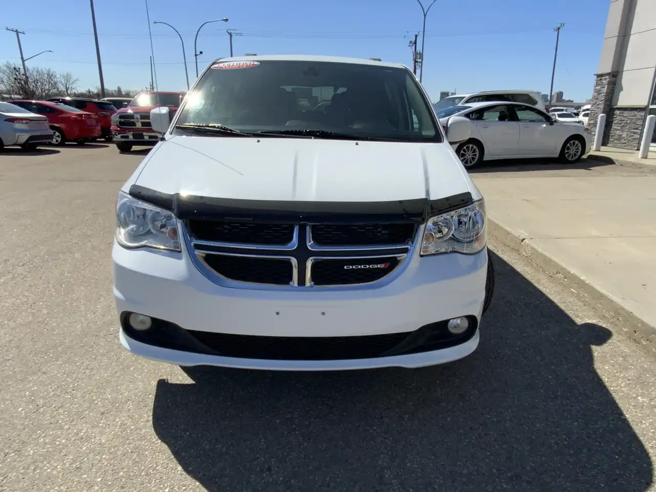 Dodge Grand Caravan photo Dodge Grand Caravan