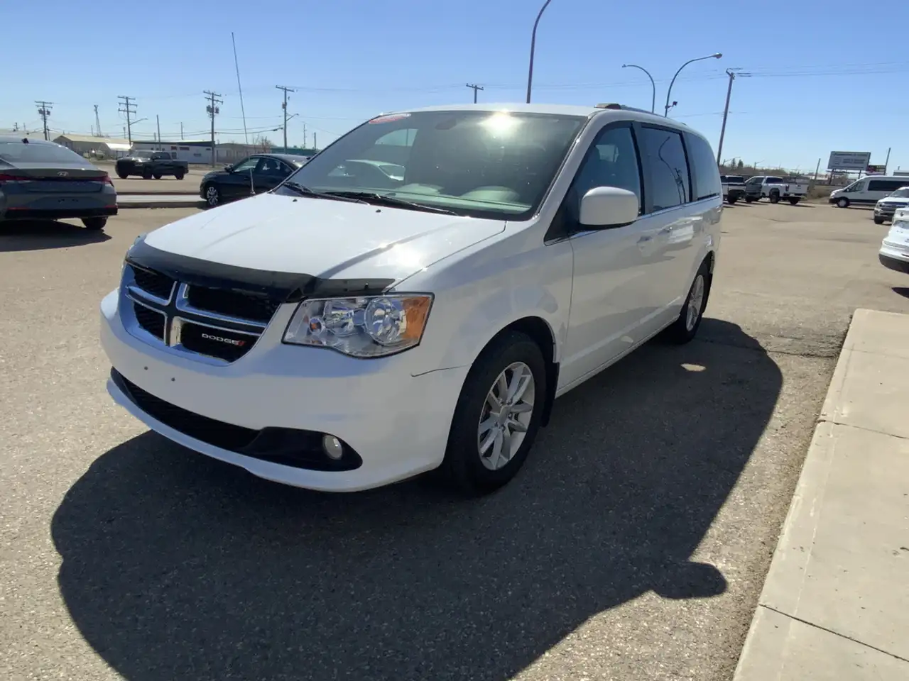 Dodge Grand Caravan photo Dodge Grand Caravan