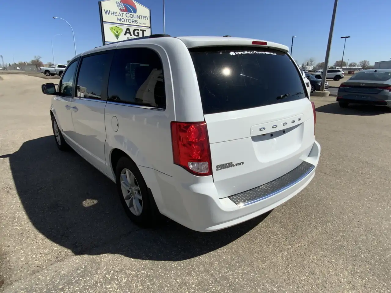 Dodge Grand Caravan photo Dodge Grand Caravan
