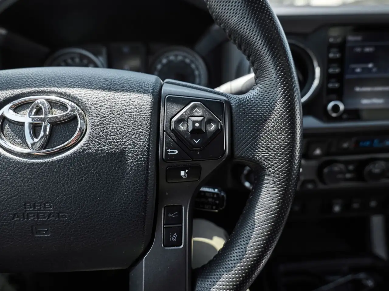 Toyota Tacoma снимка Toyota Tacoma