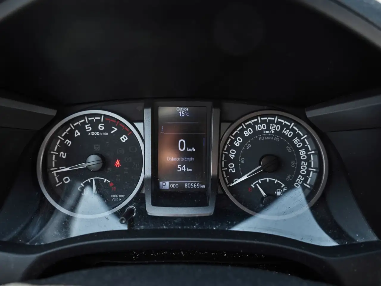 Toyota Tacoma снимка Toyota Tacoma