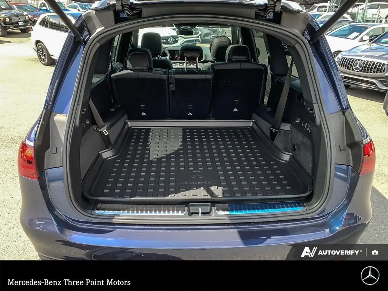 Mercedes-Benz GLS снимка Mercedes-Benz GLS