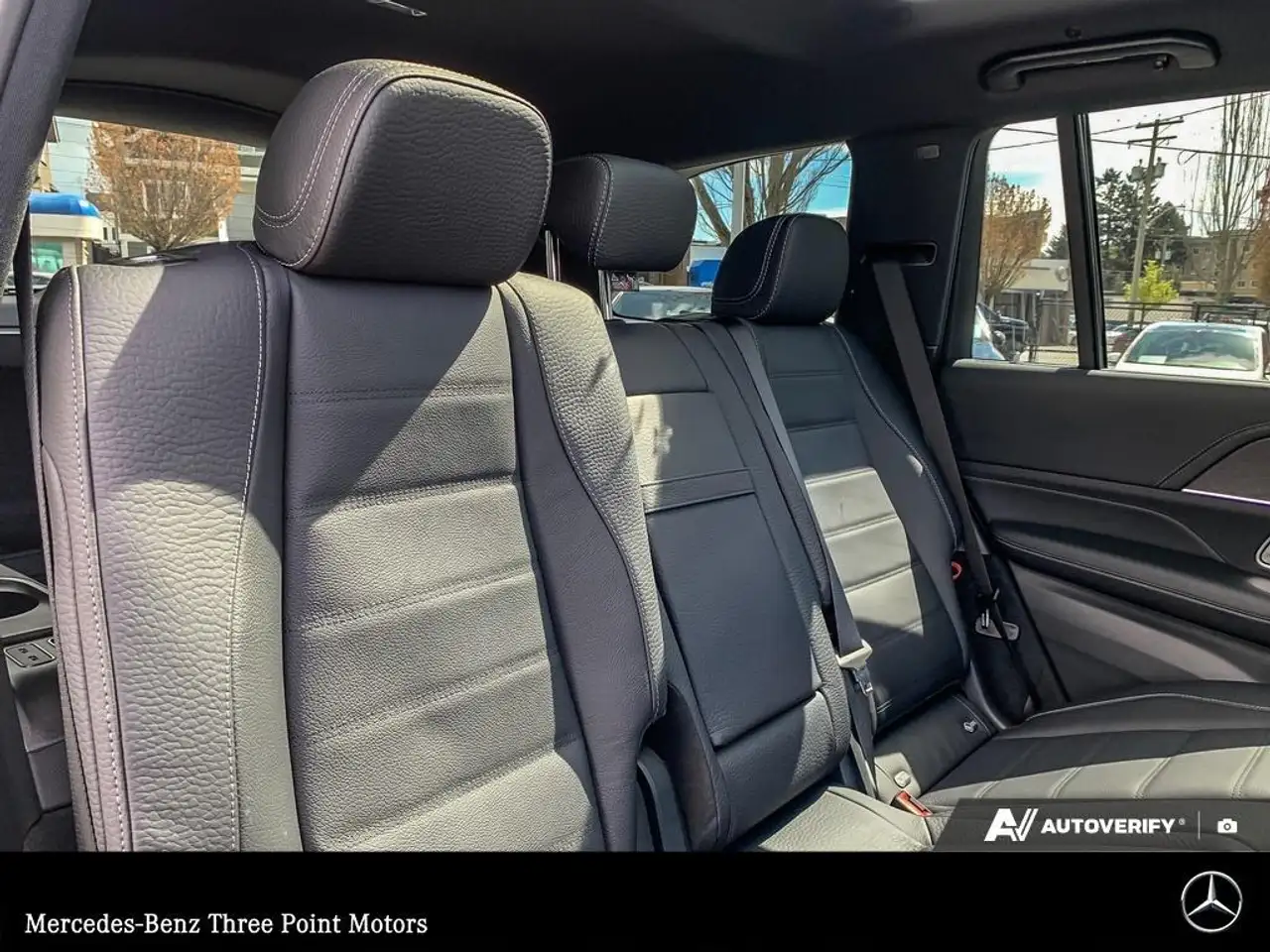 Mercedes-Benz GLS снимка Mercedes-Benz GLS