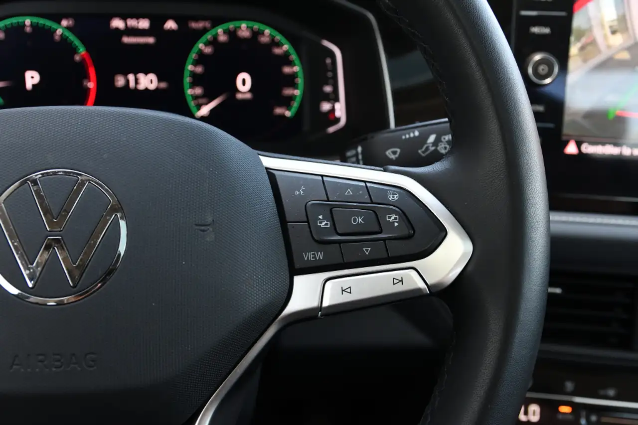 Volkswagen Jetta photo Volkswagen Jetta