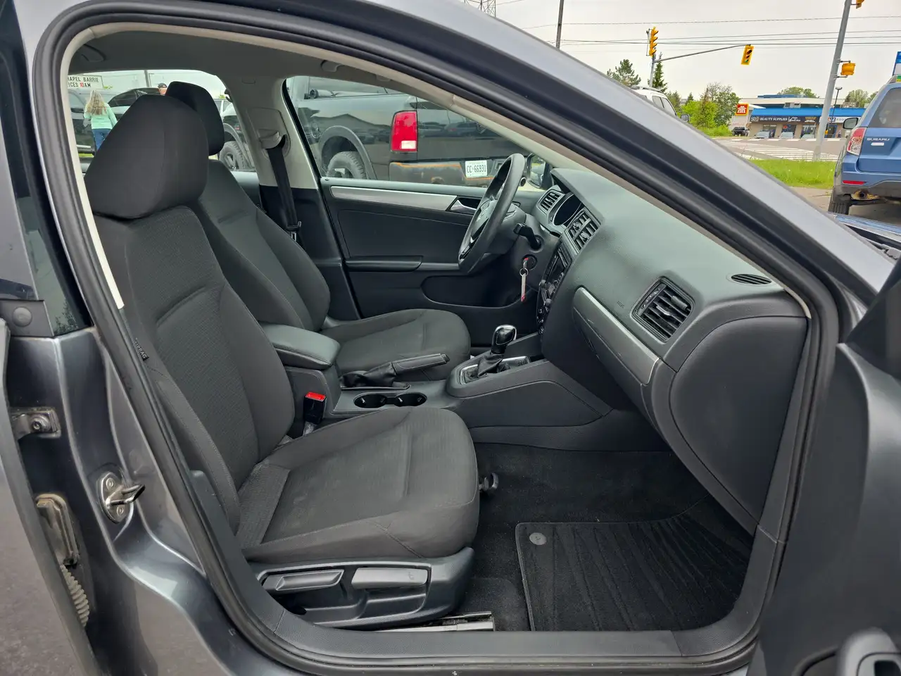 Volkswagen Jetta photo Volkswagen Jetta