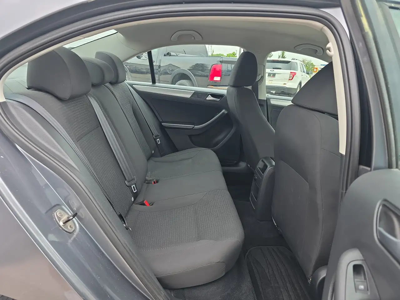 Volkswagen Jetta photo Volkswagen Jetta