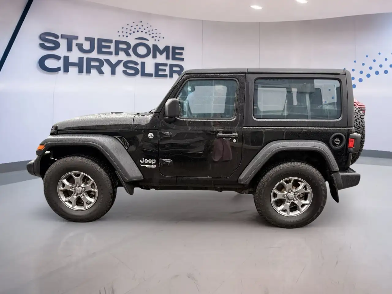 Jeep Wrangler снимка Jeep Wrangler