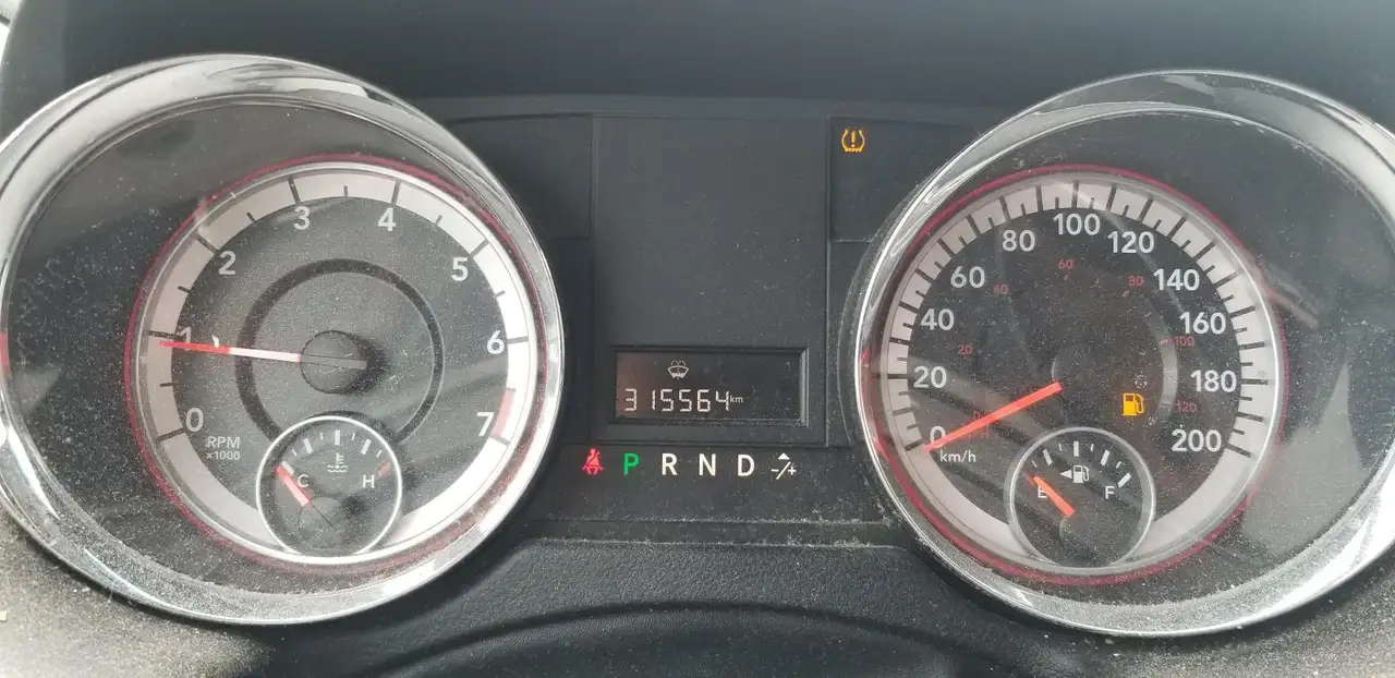 Dodge Grand Caravan photo Dodge Grand Caravan