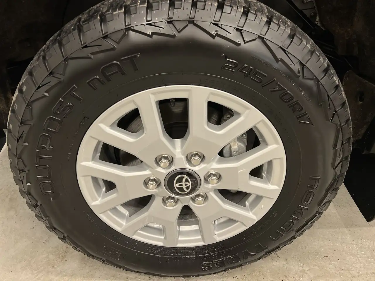 Toyota Tacoma снимка Toyota Tacoma