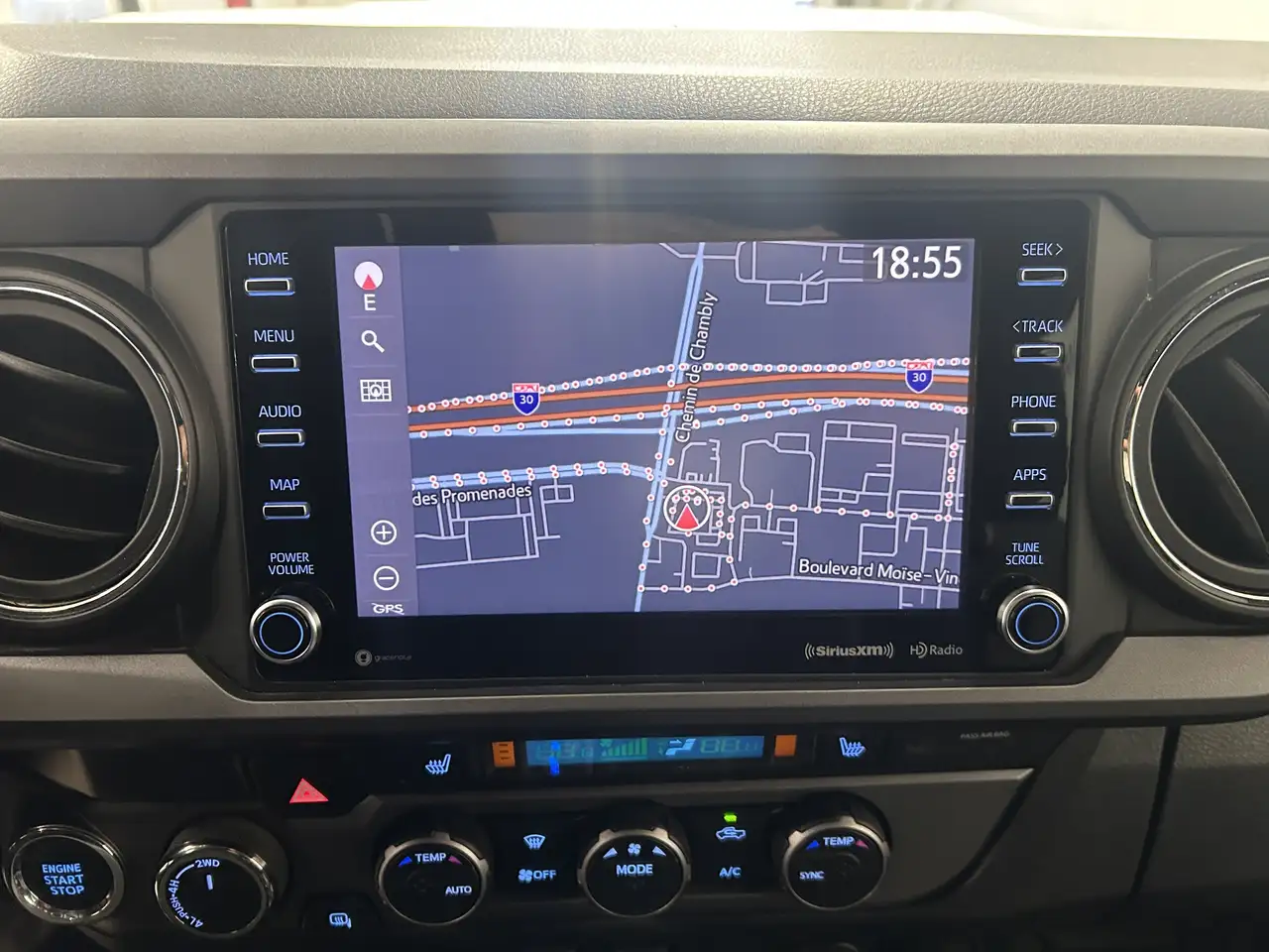 Toyota Tacoma снимка Toyota Tacoma