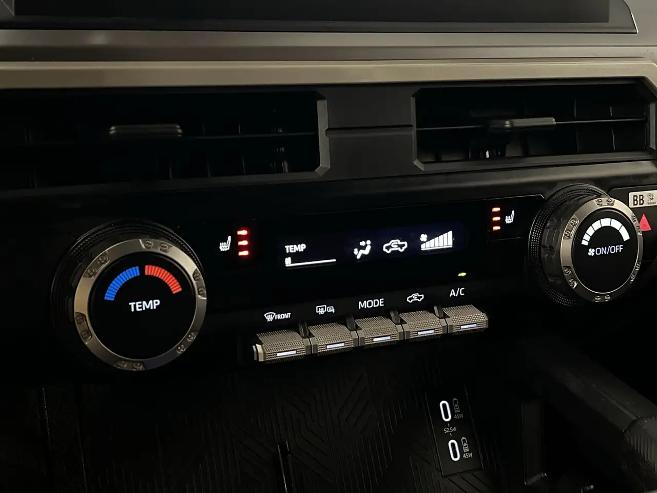 Toyota Tacoma снимка Toyota Tacoma