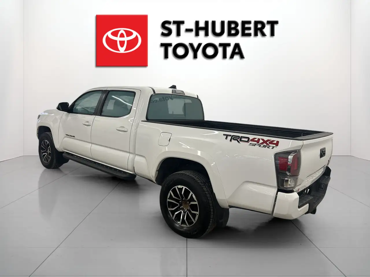 Toyota Tacoma снимка Toyota Tacoma