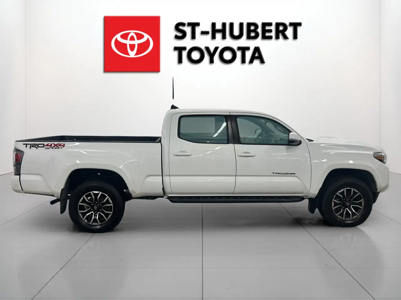 Toyota Tacoma снимка Toyota Tacoma