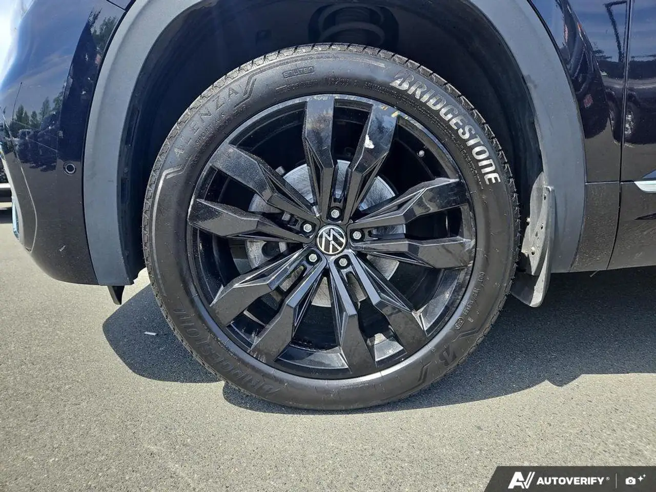 Volkswagen Atlas снимка Volkswagen Atlas