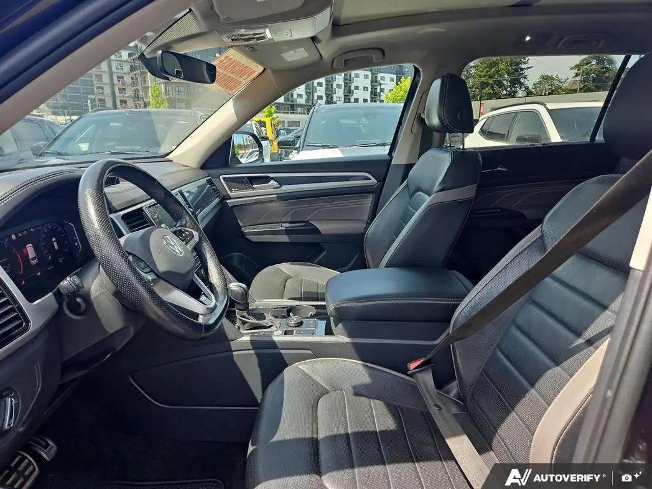 Volkswagen Atlas снимка Volkswagen Atlas