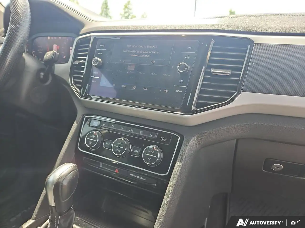 Volkswagen Atlas снимка Volkswagen Atlas