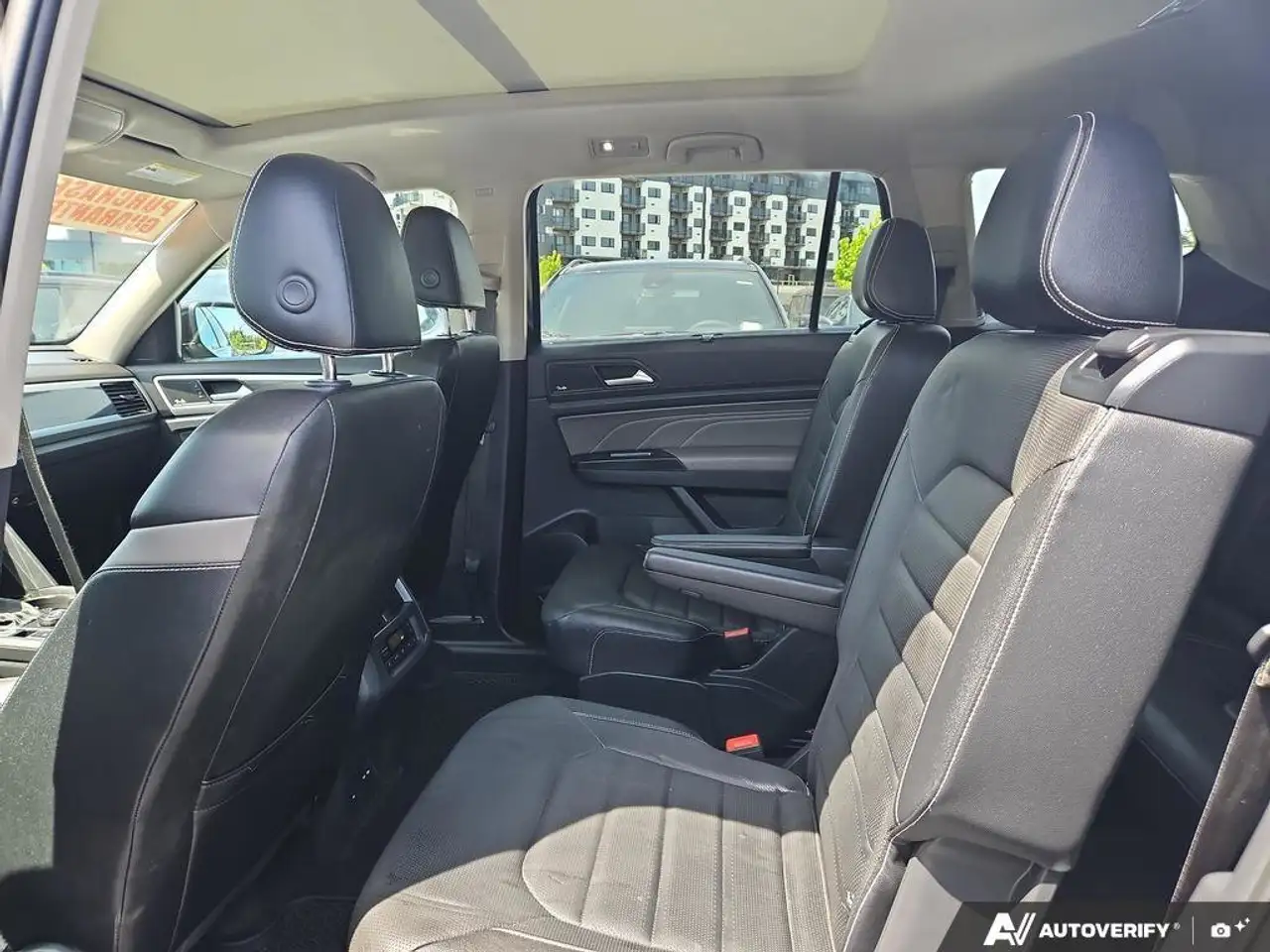 Volkswagen Atlas снимка Volkswagen Atlas