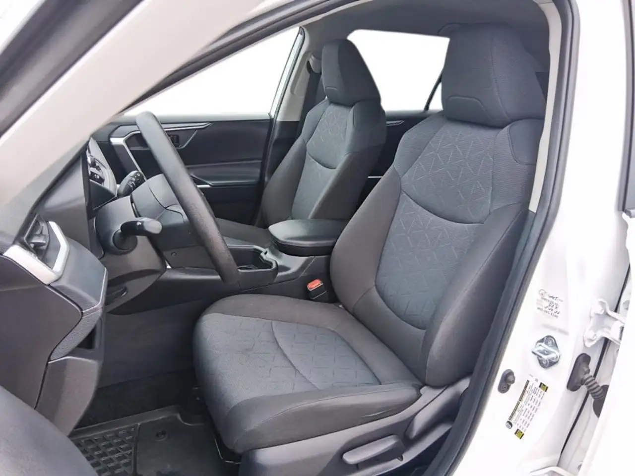 Toyota RAV 4 photo Toyota RAV 4