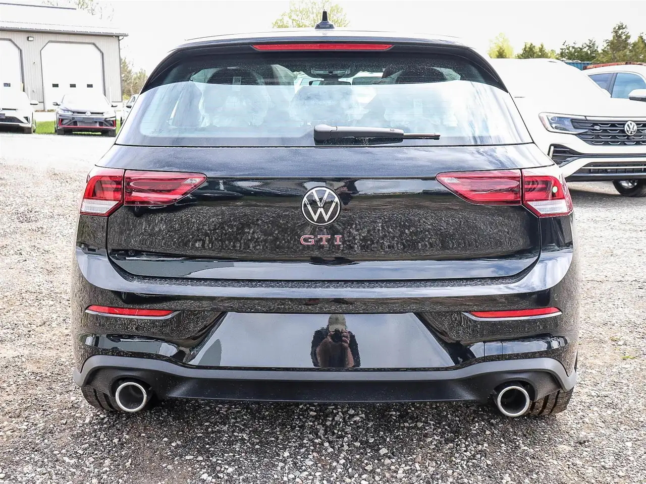 Volkswagen Golf GTI снимка Volkswagen Golf GTI