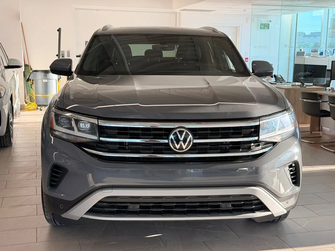 Volkswagen Atlas снимка Volkswagen Atlas