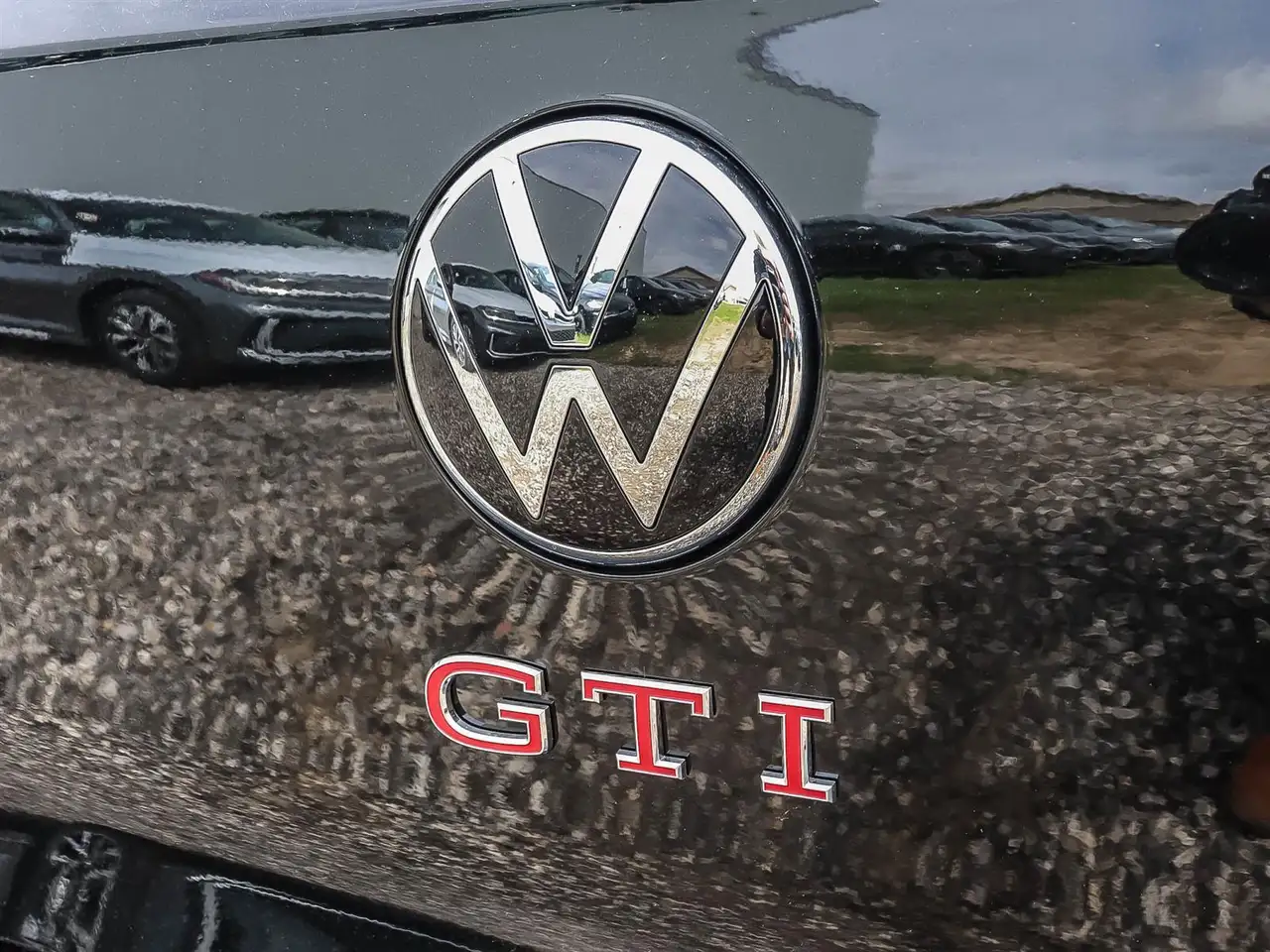 Volkswagen Golf GTI снимка Volkswagen Golf GTI