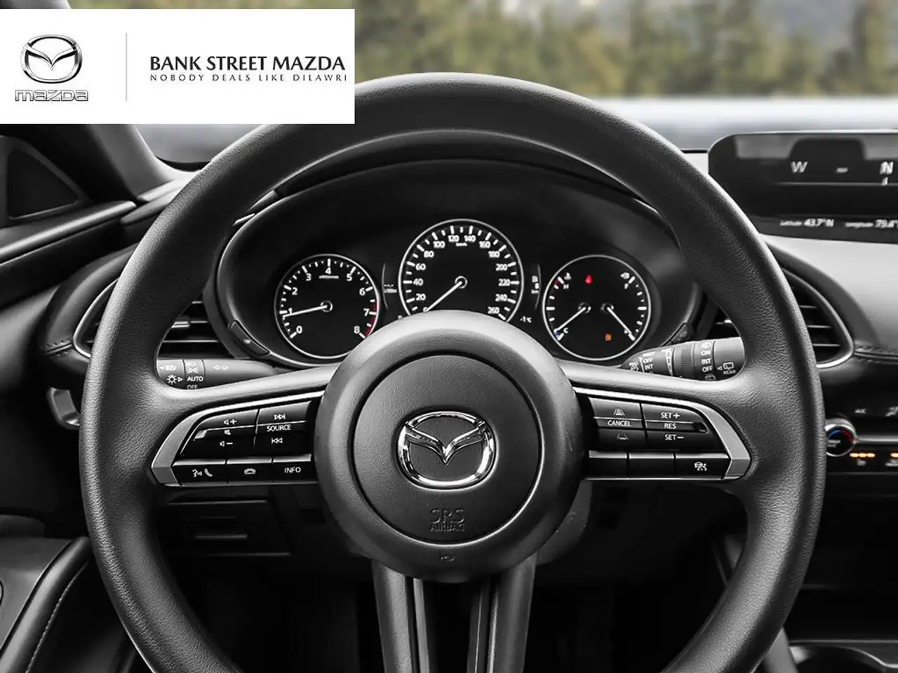 Mazda 3 снимка Mazda 3