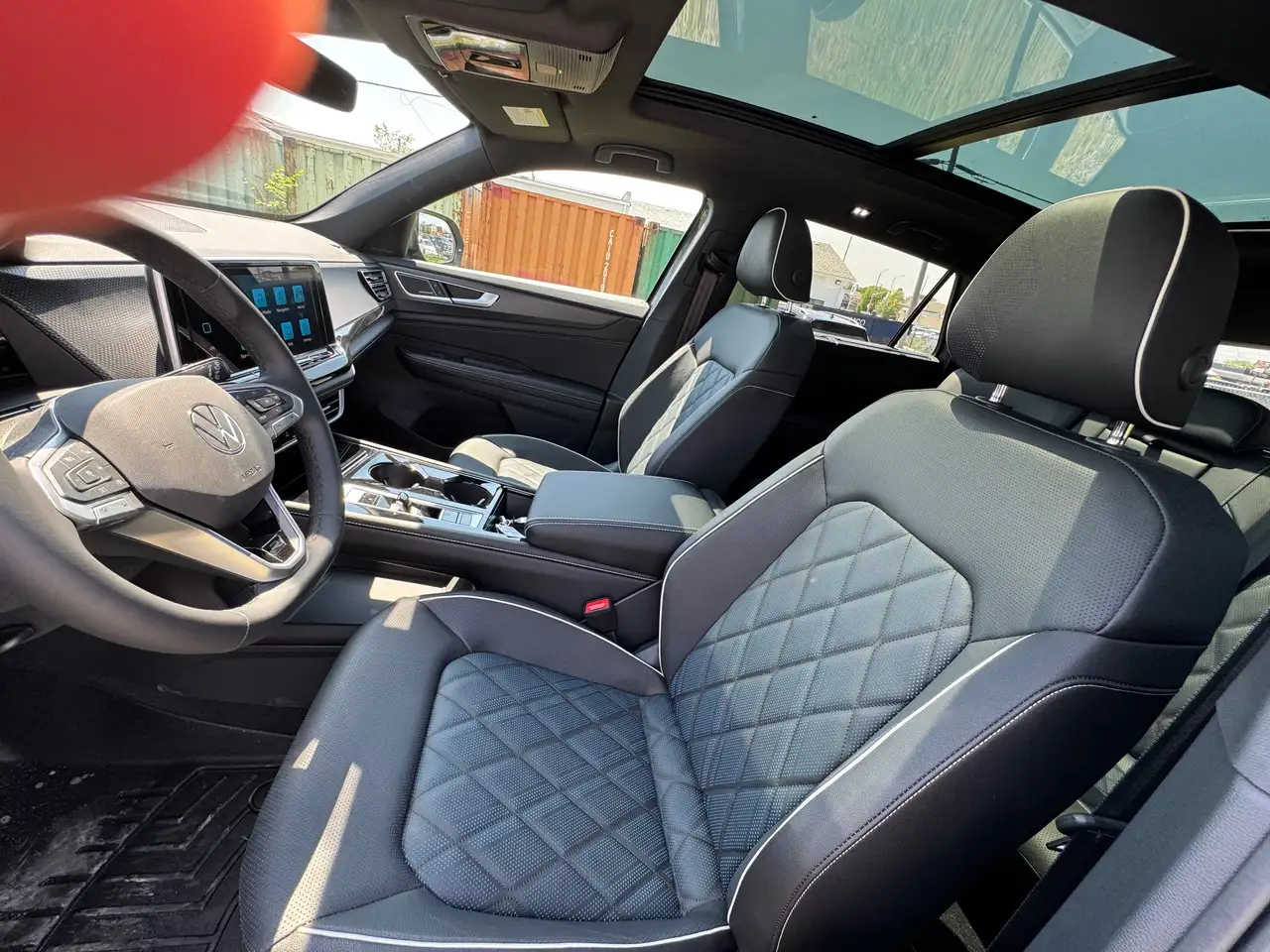 Volkswagen Atlas снимка Volkswagen Atlas