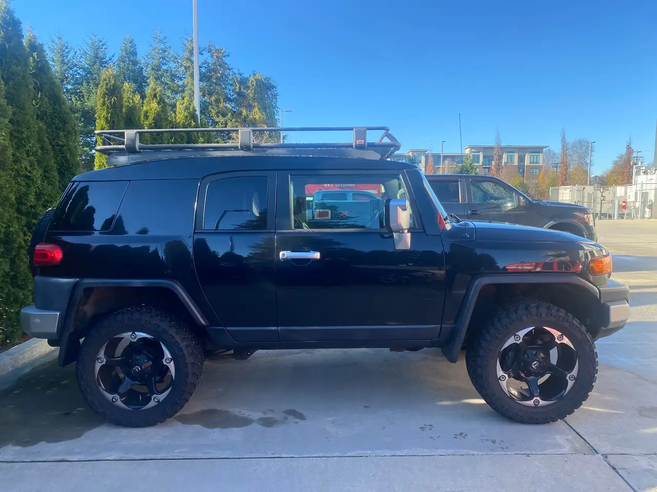 Toyota FJ Cruiser снимка Toyota FJ Cruiser