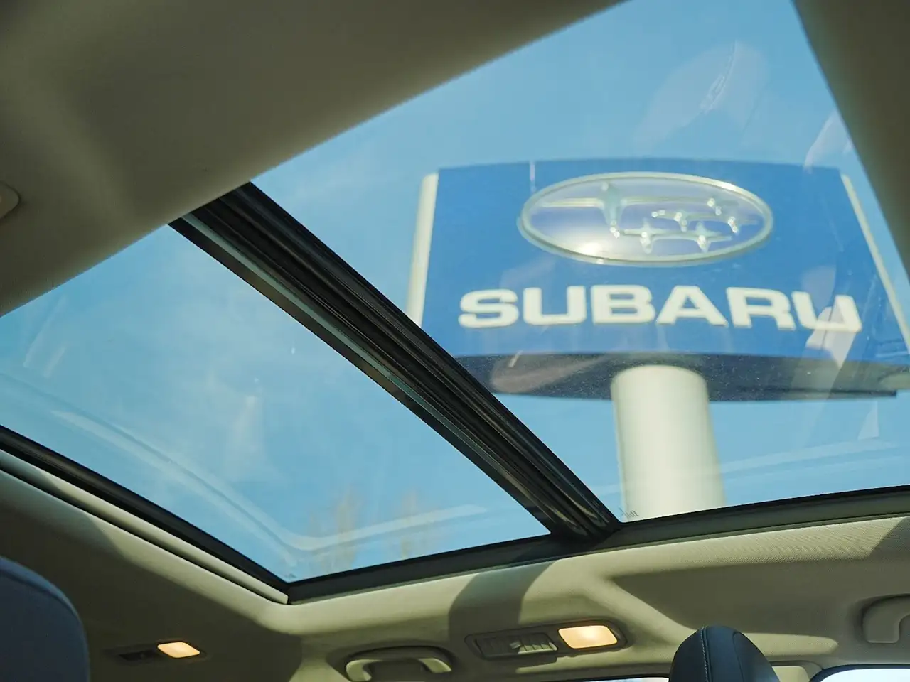 Subaru Ascent снимка Subaru Ascent