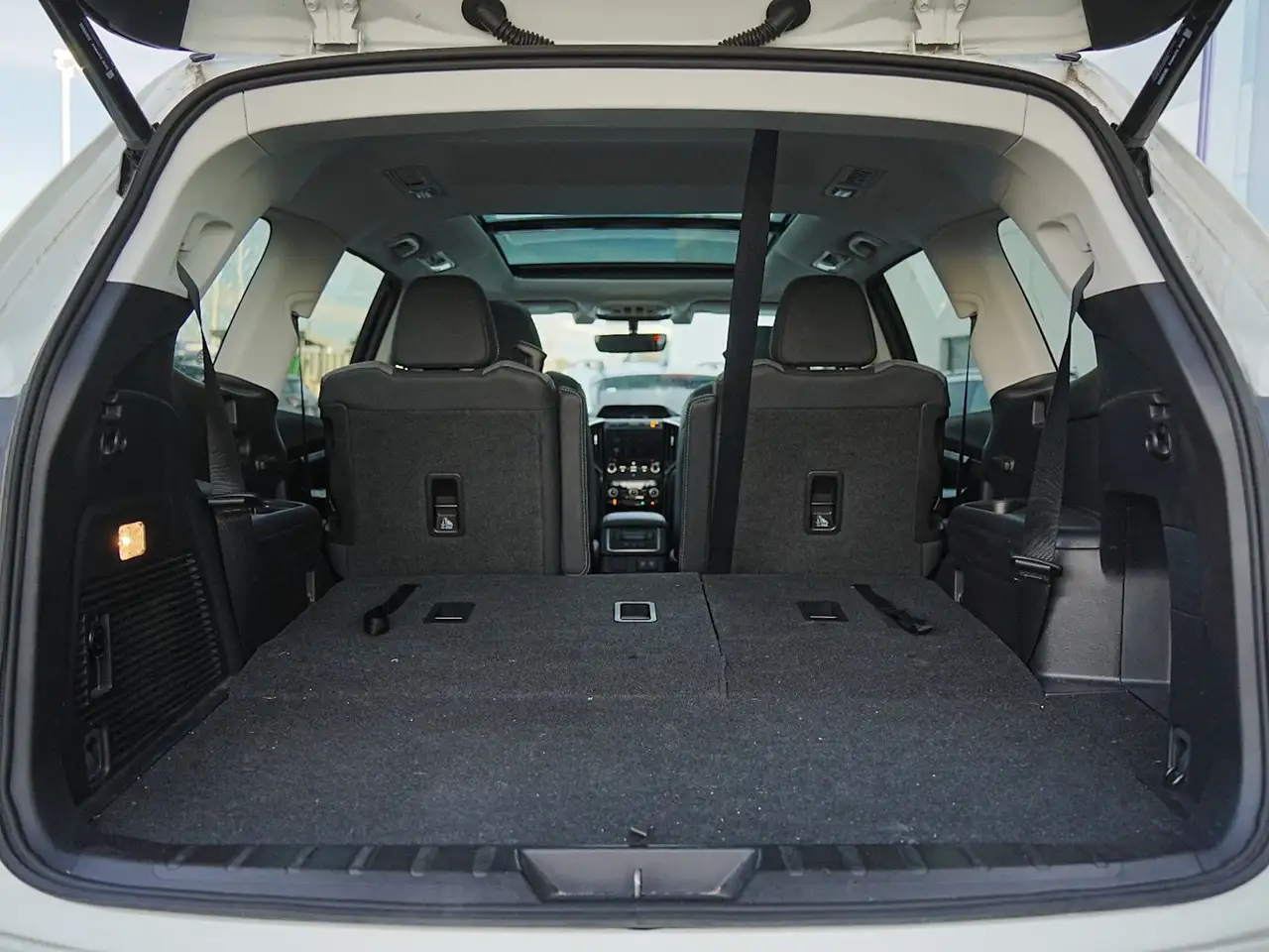 Subaru Ascent снимка Subaru Ascent