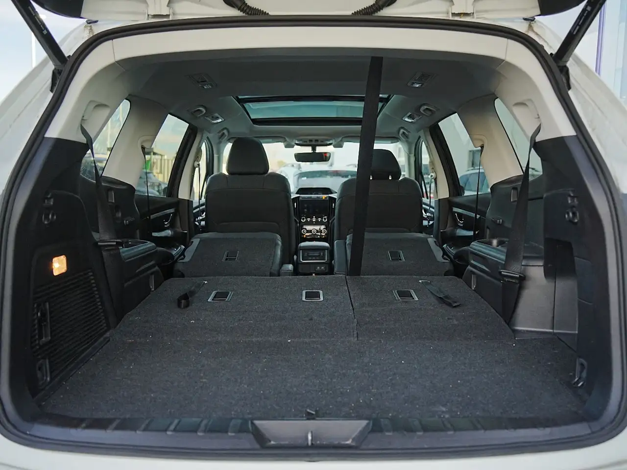 Subaru Ascent снимка Subaru Ascent
