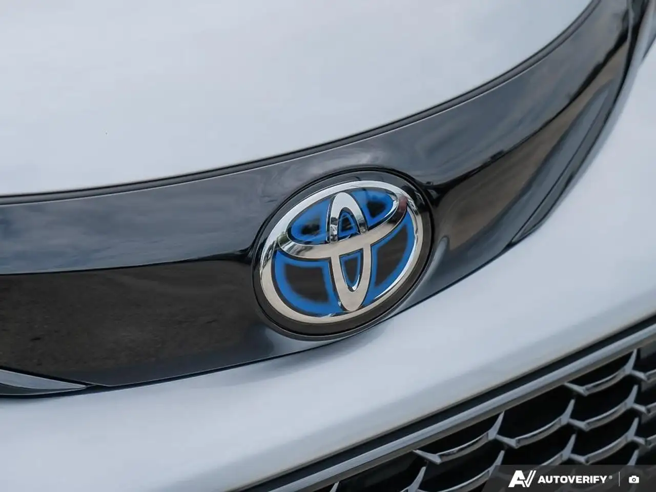Toyota Sienna снимка Toyota Sienna