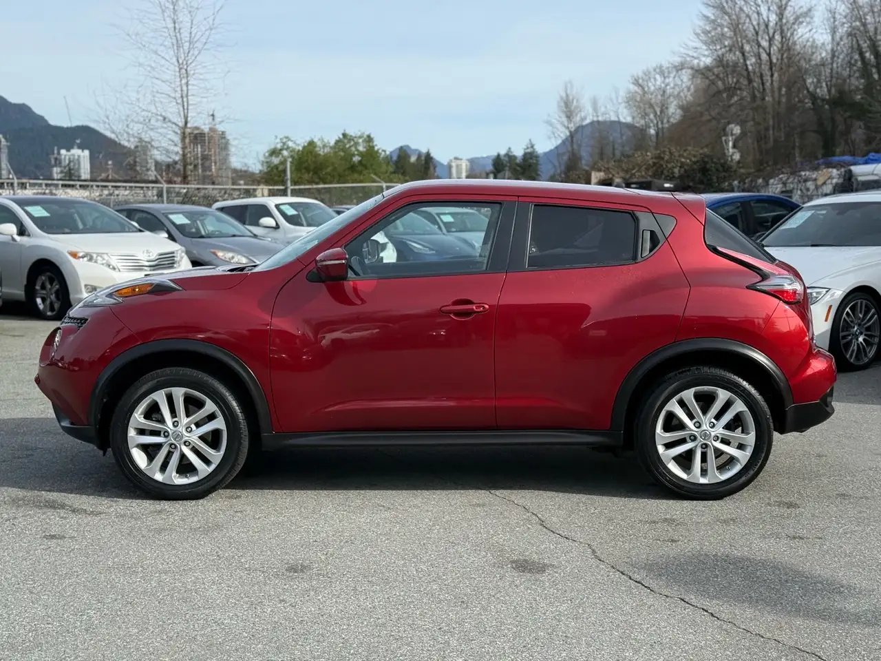 Nissan Juke снимка Nissan Juke
