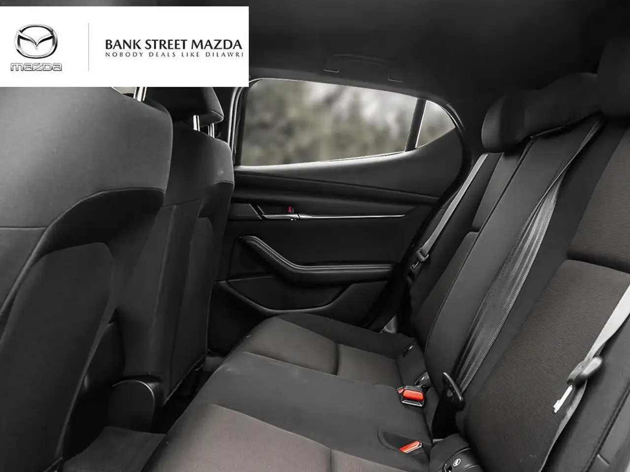 Mazda 3 снимка Mazda 3