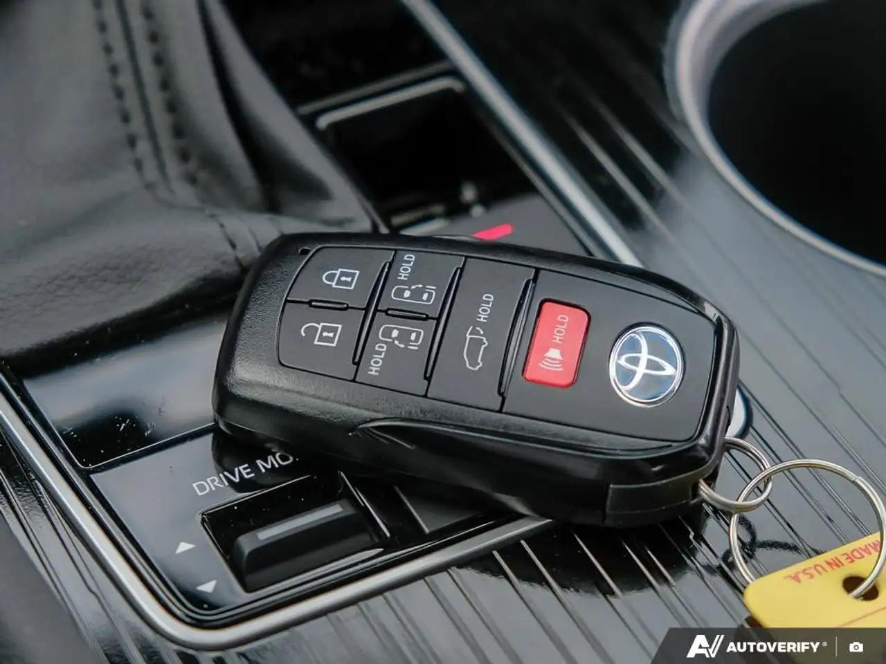 Toyota Sienna снимка Toyota Sienna