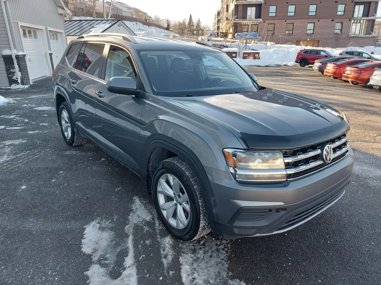 Volkswagen Atlas снимка Volkswagen Atlas