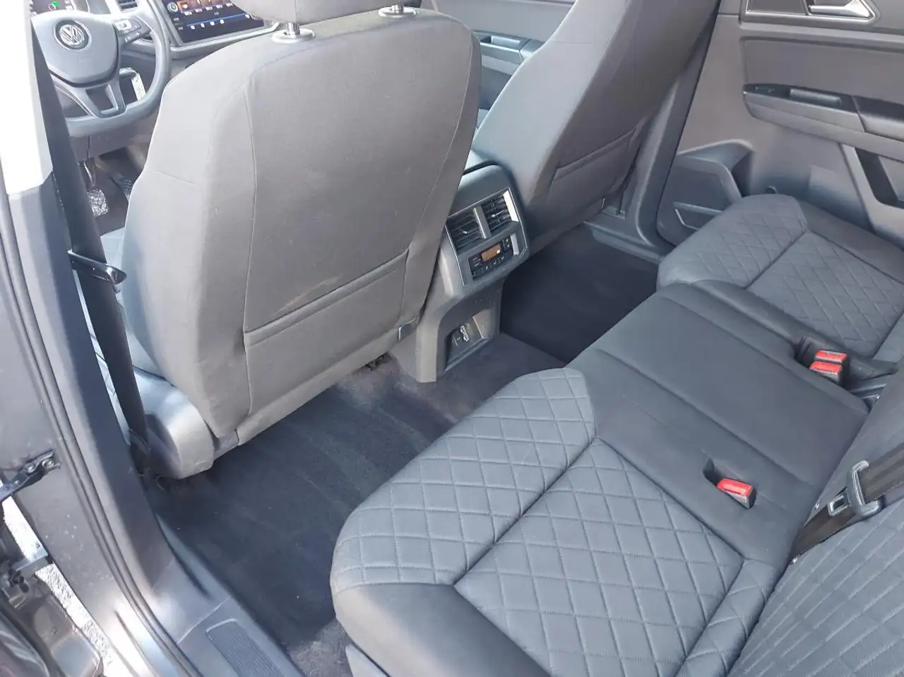 Volkswagen Atlas снимка Volkswagen Atlas