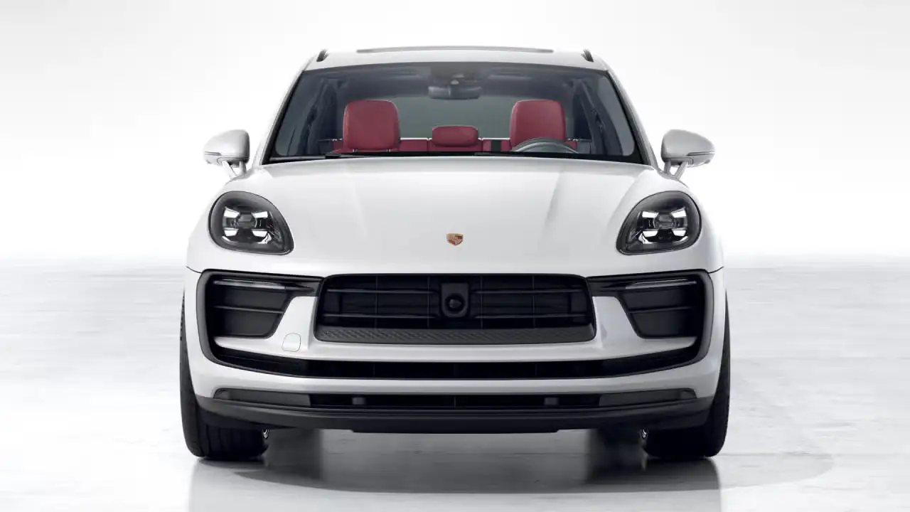 Porsche Macan photo Porsche Macan