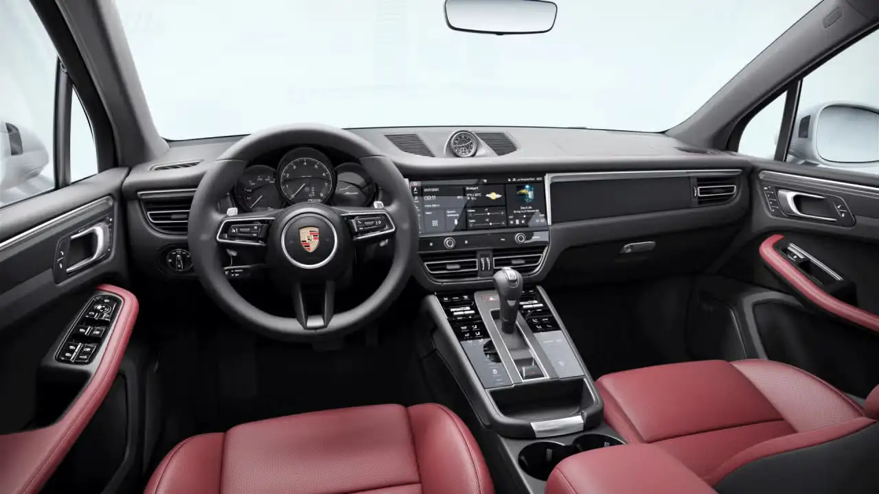 Porsche Macan photo Porsche Macan