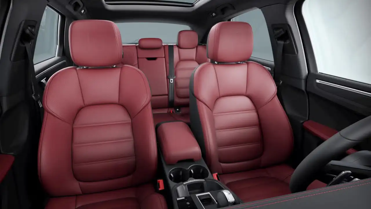 Porsche Macan photo Porsche Macan
