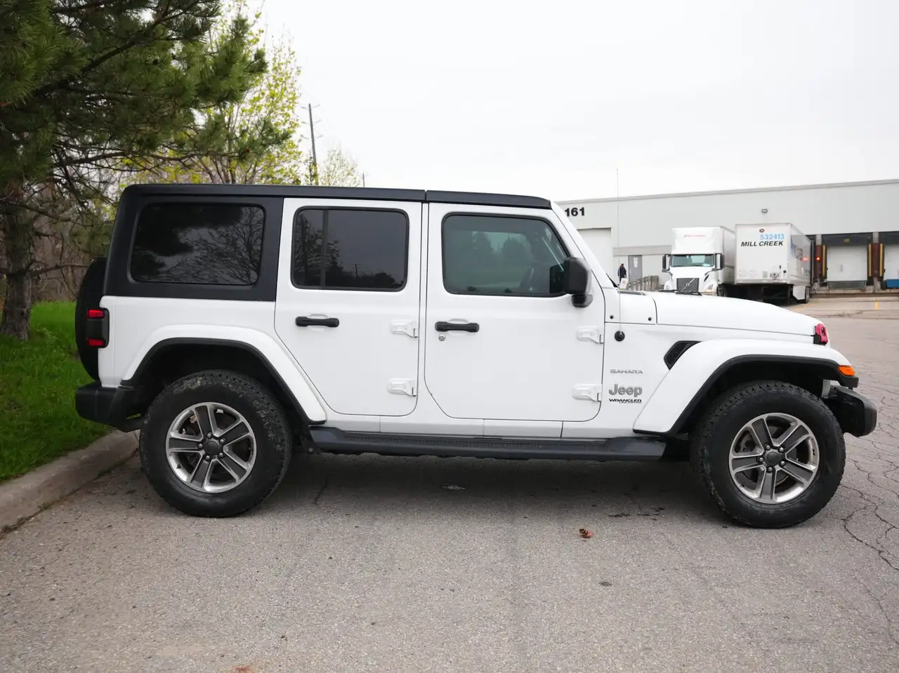 Jeep Wrangler снимка Jeep Wrangler
