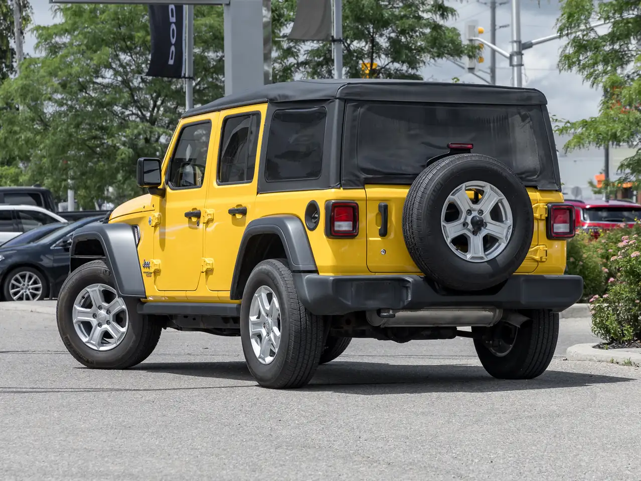 Jeep Wrangler снимка Jeep Wrangler