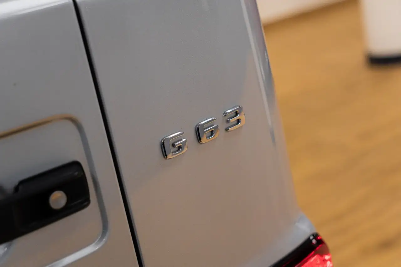 Mercedes-Benz G-Class снимка Mercedes-Benz G-Class