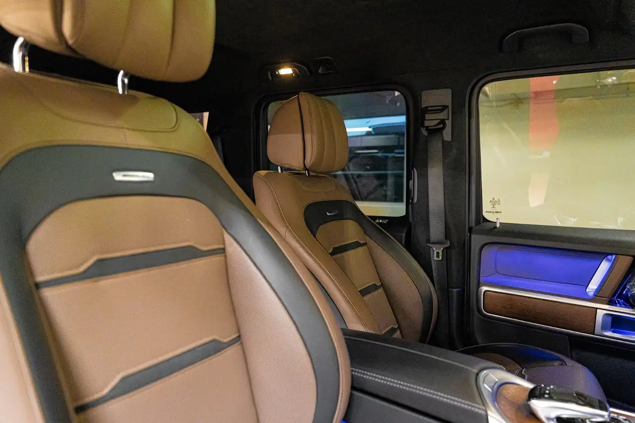 Mercedes-Benz G-Class снимка Mercedes-Benz G-Class